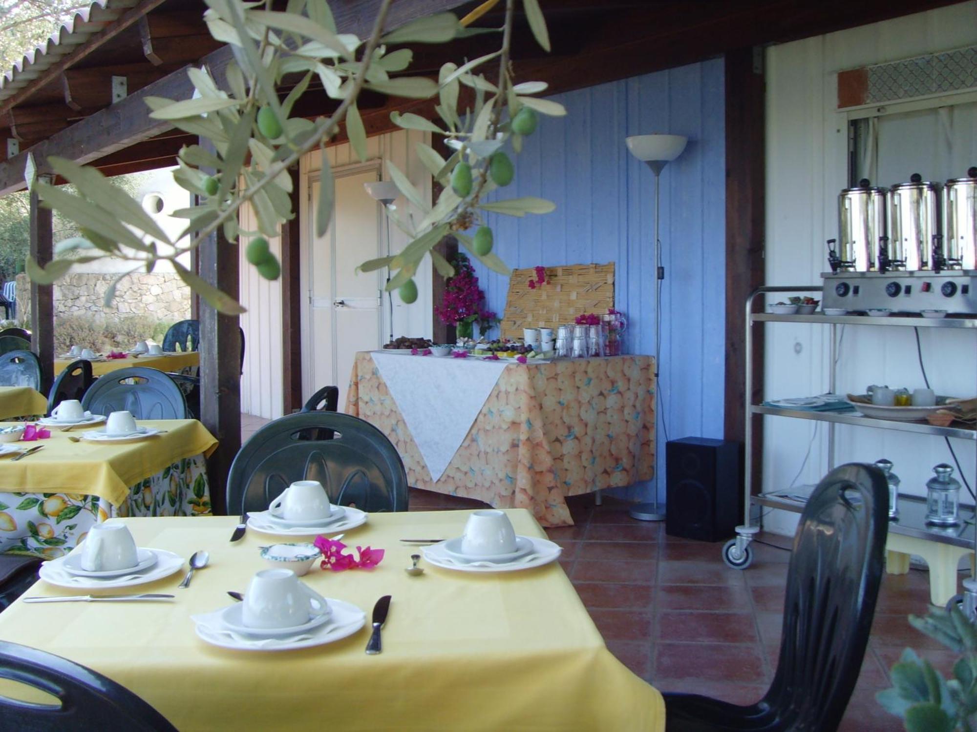 Giardino Di Sicilia Guest House SantʼAgata di Militello Екстериор снимка